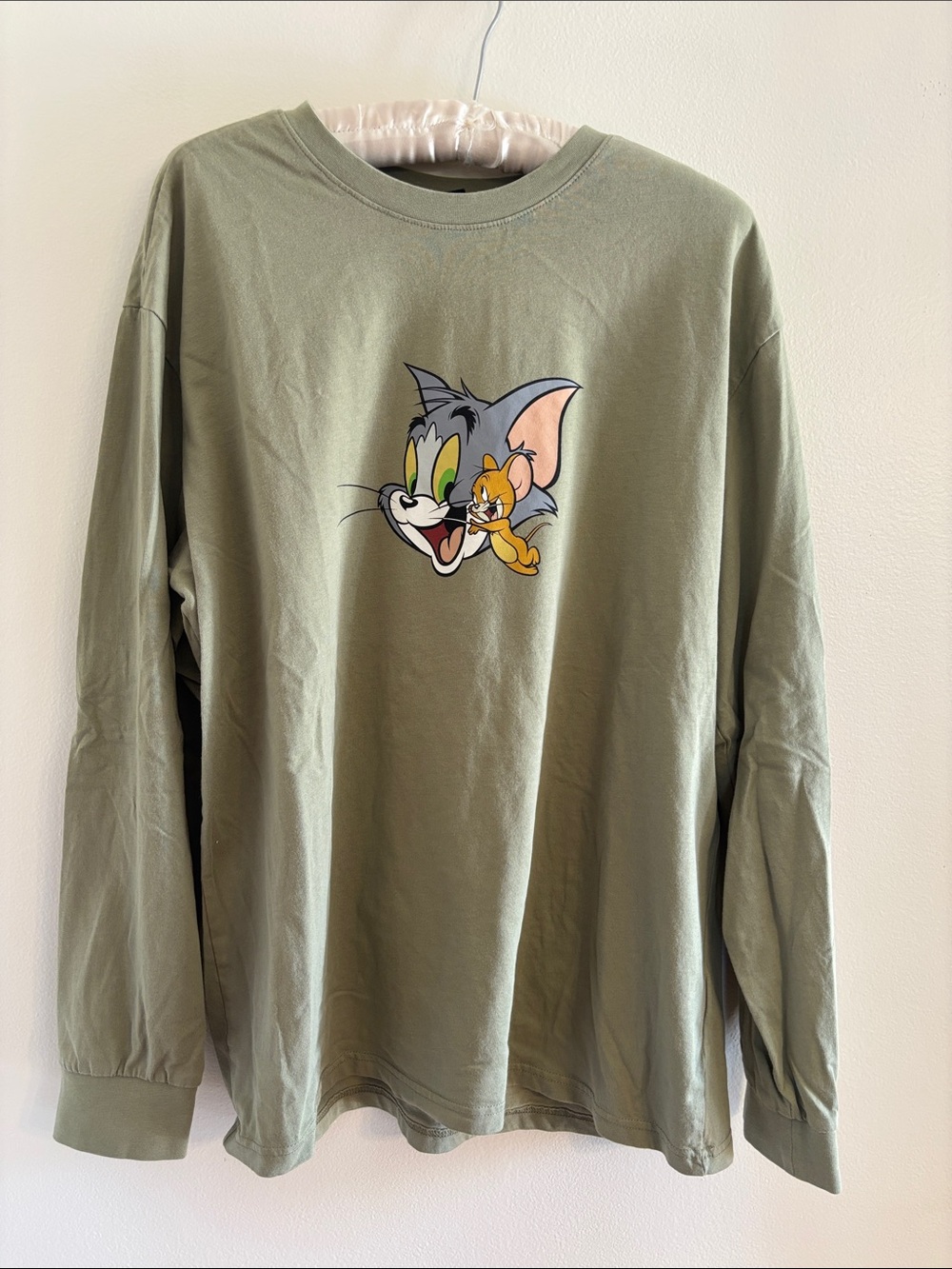 H&M Warner Bros Tom & Jerry Relaxed Fit Olive Green Tee